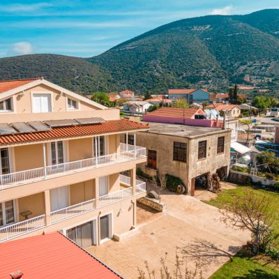 Niforato Studios Enos 20